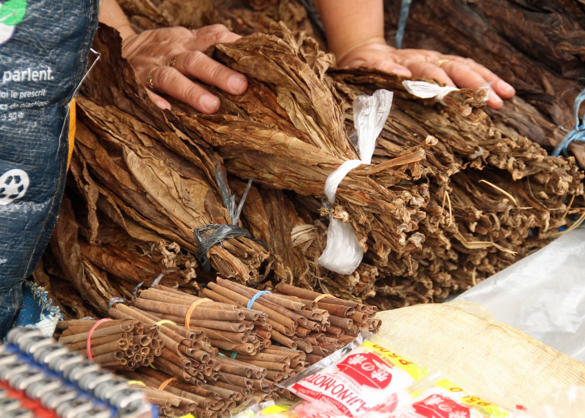 How Are Cigars Made? A Guide to the Cigar Making Process