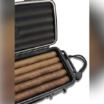 black travel humidor